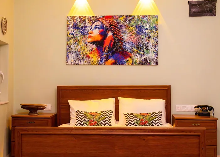 Seten House אורגופ